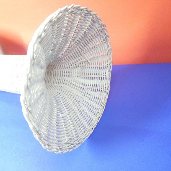 White Wicker Mannequin Head Hat Stand Display Vintage MCM 19" Tall Long Neck - Picture 11 of 14